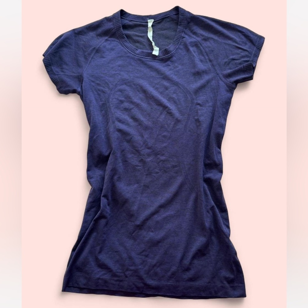 Lululemon Swiftly Purple Tee - EUC - Size 8